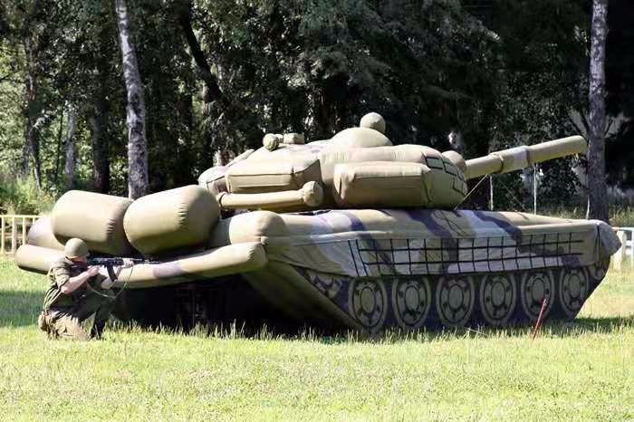 德化军用坦克